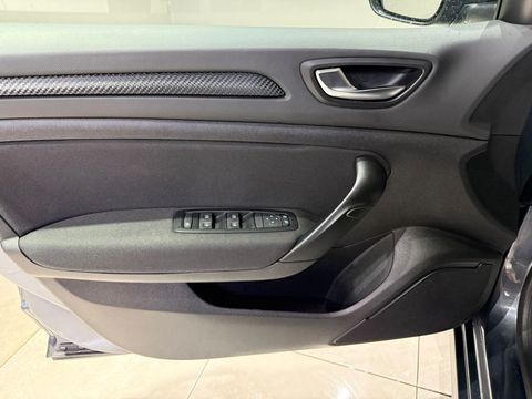 2026 Benzin Otomatik Renault Megane Gri Gürel Tasarım Aksesuar Otomotiv San. Tic. Ltd. Şti.