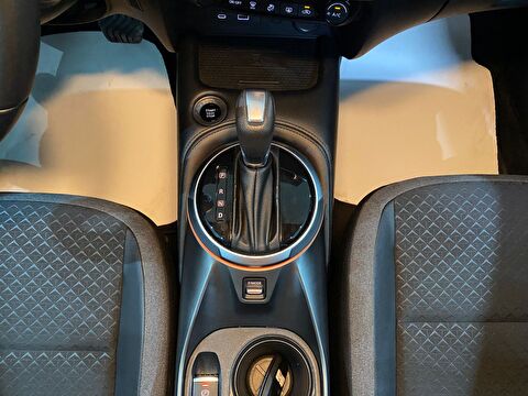 2024 Benzin Otomatik Nissan Juke Gri Gürel Tasarım Aksesuar Otomotiv San. Tic. Ltd. Şti.