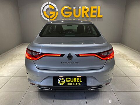 2024 Benzin Otomatik Renault Megane Gümüş Gri Gürel Tasarım Aksesuar Otomotiv San. Tic. Ltd. Şti.