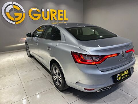 2024 Benzin Otomatik Renault Megane Gümüş Gri Gürel Tasarım Aksesuar Otomotiv San. Tic. Ltd. Şti.