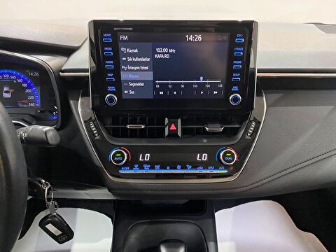 2022 Benzin Otomatik Toyota Corolla Beyaz Gürel Tasarım Aksesuar Otomotiv San. Tic. Ltd. Şti.