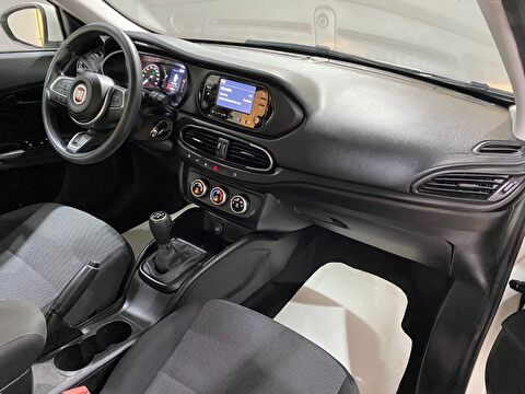 2023 Dizel Manuel Fiat Egea Beyaz Gürel Tasarım Aksesuar Otomotiv San. Tic. Ltd. Şti.