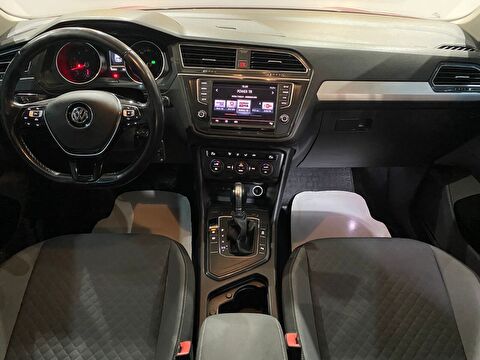 2016 Benzin Otomatik Volkswagen Tiguan Kırmızı Gürel Tasarım Aksesuar Otomotiv San. Tic. Ltd. Şti.