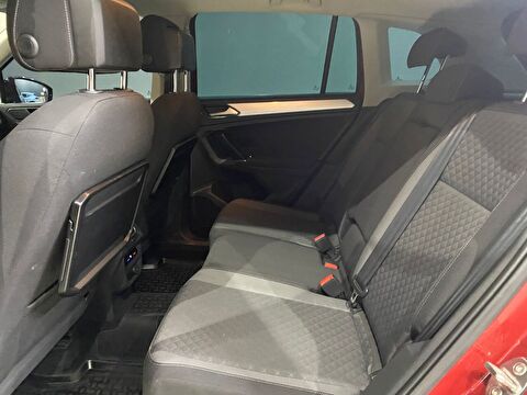 2016 Benzin Otomatik Volkswagen Tiguan Kırmızı Gürel Tasarım Aksesuar Otomotiv San. Tic. Ltd. Şti.