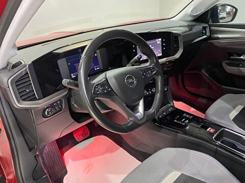 2021 Benzin Otomatik Opel Mokka Kırmızı Gürel Tasarım Aksesuar Otomotiv San. Tic. Ltd. Şti.