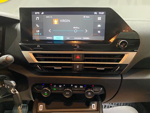 2024 Benzin Otomatik Citroen C4 X Gri Gürel Tasarım Aksesuar Otomotiv San. Tic. Ltd. Şti.