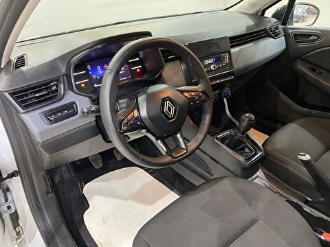 2023 Benzin Manuel Renault Clio Beyaz Gürel Tasarım Aksesuar Otomotiv San. Tic. Ltd. Şti.