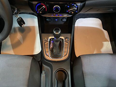 2020 Benzin Otomatik Hyundai Kona Kırmızı Gürel Tasarım Aksesuar Otomotiv San. Tic. Ltd. Şti.