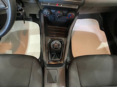 2022 Benzin Manuel Renault Clio Beyaz Gürel Tasarım Aksesuar Otomotiv San. Tic. Ltd. Şti.