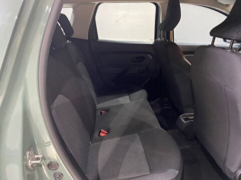 2023 Dizel Manuel Dacia Duster Yeşil Gürel Tasarım Aksesuar Otomotiv San. Tic. Ltd. Şti.