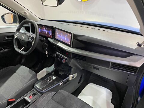 2025 Benzin Otomatik Opel Frontera Mavi Gürel Tasarım Aksesuar Otomotiv San. Tic. Ltd. Şti.