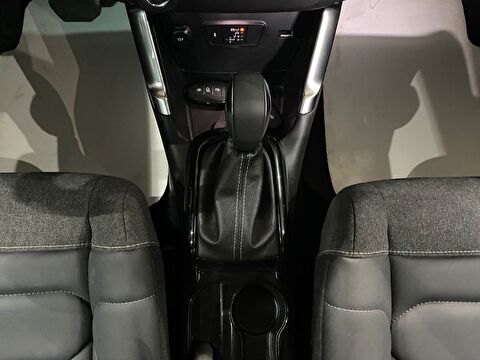 TaksitliOto.Net | 2.El Citroen C3 AirCross SUV 1.2 PureTech S&S Shine Çift Renk EAT6 | Otomatik & Benzin | Mavi | İzmir.2el 2024 Benzin Otomatik Citroen C3 AirCross Mavi Gürel Tasarım Aksesuar Otomotiv San. Tic. Ltd. Şti.