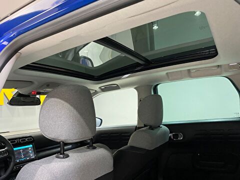 TaksitliOto.Net | 2.El Citroen C3 AirCross SUV 1.2 PureTech S&S Shine Çift Renk EAT6 | Otomatik & Benzin | Mavi | İzmir.2el 2024 Benzin Otomatik Citroen C3 AirCross Mavi Gürel Tasarım Aksesuar Otomotiv San. Tic. Ltd. Şti.