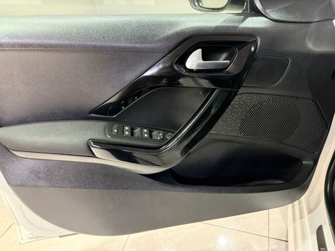 2020 Dizel Manuel Peugeot 208 Beyaz Gürel Tasarım Aksesuar Otomotiv San. Tic. Ltd. Şti.