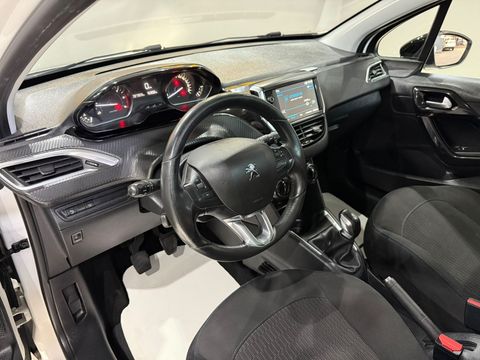 2020 Dizel Manuel Peugeot 208 Beyaz Gürel Tasarım Aksesuar Otomotiv San. Tic. Ltd. Şti.