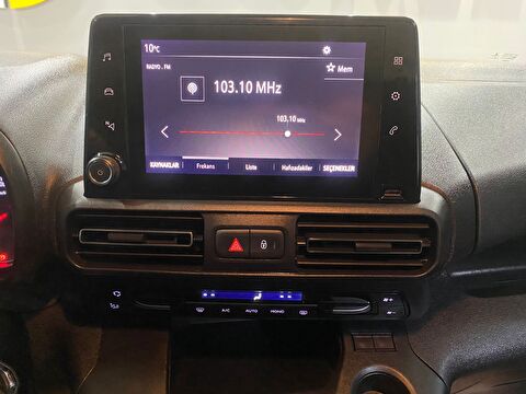 2022 Dizel Manuel Opel Combo Beyaz Gürel Tasarım Aksesuar Otomotiv San. Tic. Ltd. Şti.