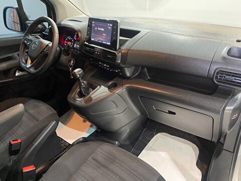 2022 Dizel Manuel Opel Combo Beyaz Gürel Tasarım Aksesuar Otomotiv San. Tic. Ltd. Şti.