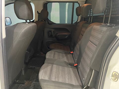 2022 Dizel Manuel Opel Combo Beyaz Gürel Tasarım Aksesuar Otomotiv San. Tic. Ltd. Şti.