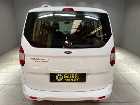 2022 Dizel Manuel Ford Tourneo Courier Beyaz Gürel Tasarım Aksesuar Otomotiv San. Tic. Ltd. Şti.