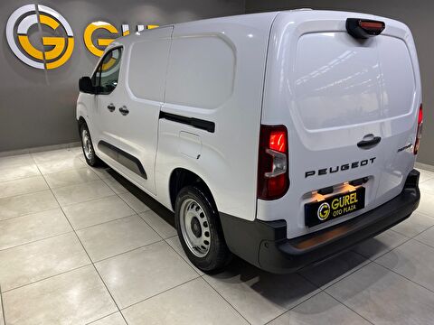 2024 Dizel Manuel Peugeot Partner Beyaz Gürel Tasarım Aksesuar Otomotiv San. Tic. Ltd. Şti.