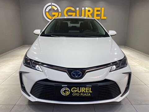 2022 Hybrid Otomatik Toyota Corolla Beyaz Gürel Tasarım Aksesuar Otomotiv San. Tic. Ltd. Şti.