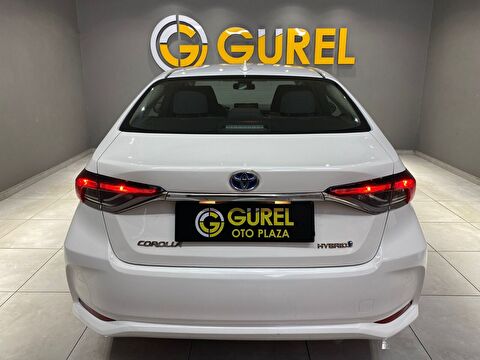 2022 Hybrid Otomatik Toyota Corolla Beyaz Gürel Tasarım Aksesuar Otomotiv San. Tic. Ltd. Şti.