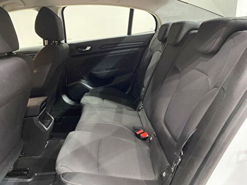2022 Benzin Otomatik Renault Megane Beyaz Gürel Tasarım Aksesuar Otomotiv San. Tic. Ltd. Şti.