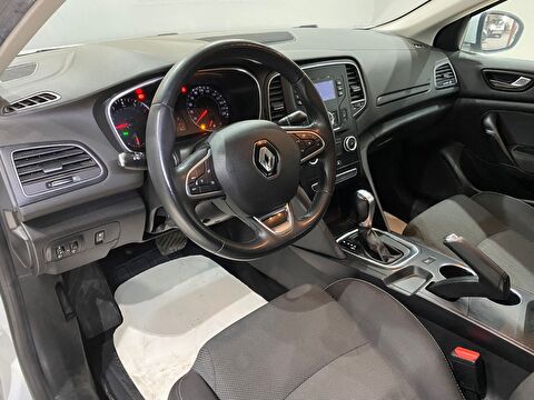 2022 Benzin Otomatik Renault Megane Beyaz Gürel Tasarım Aksesuar Otomotiv San. Tic. Ltd. Şti.