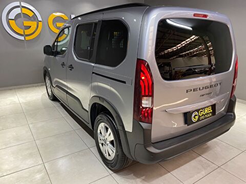 2026 Dizel Otomatik Peugeot Rifter Gri Gürel Tasarım Aksesuar Otomotiv San. Tic. Ltd. Şti.