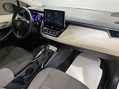 2020 Hybrid Otomatik Toyota Corolla Beyaz Gürel Tasarım Aksesuar Otomotiv San. Tic. Ltd. Şti.
