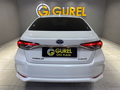 2020 Hybrid Otomatik Toyota Corolla Beyaz Gürel Tasarım Aksesuar Otomotiv San. Tic. Ltd. Şti.