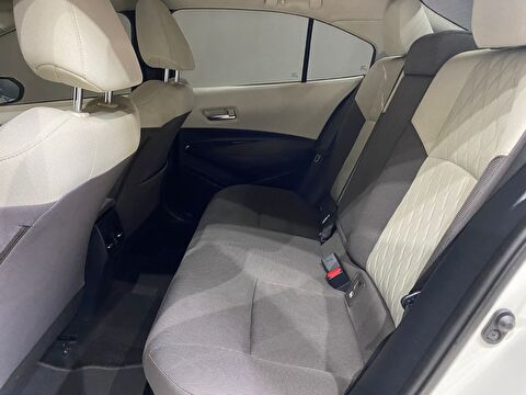 2020 Hybrid Otomatik Toyota Corolla Beyaz Gürel Tasarım Aksesuar Otomotiv San. Tic. Ltd. Şti.