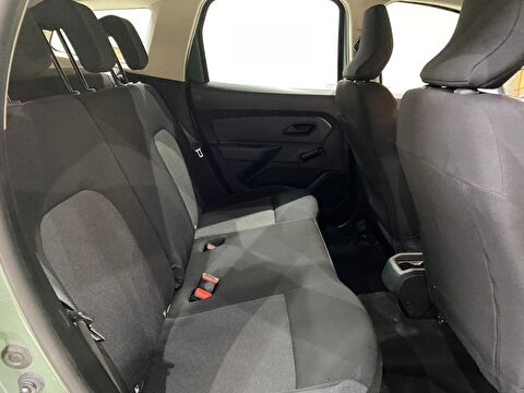 2023 Benzin Manuel Dacia Duster Yeşil Gürel Tasarım Aksesuar Otomotiv San. Tic. Ltd. Şti.