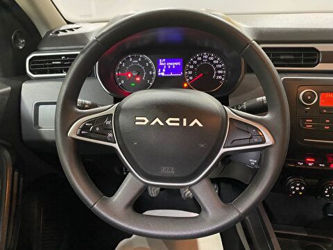 2023 Benzin Manuel Dacia Duster Yeşil Gürel Tasarım Aksesuar Otomotiv San. Tic. Ltd. Şti.