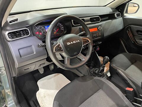 2023 Benzin Manuel Dacia Duster Yeşil Gürel Tasarım Aksesuar Otomotiv San. Tic. Ltd. Şti.