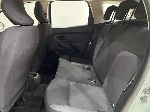 2023 Benzin Manuel Dacia Duster Yeşil Gürel Tasarım Aksesuar Otomotiv San. Tic. Ltd. Şti.