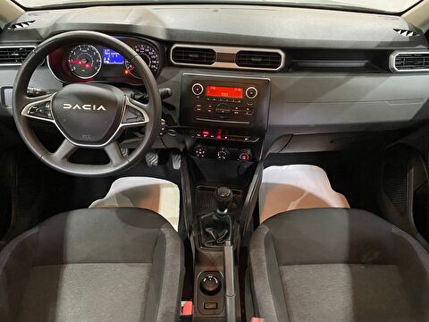 2023 Benzin Manuel Dacia Duster Yeşil Gürel Tasarım Aksesuar Otomotiv San. Tic. Ltd. Şti.