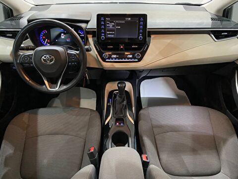 2021 Benzin Otomatik Toyota Corolla Gümüş Gri Gürel Tasarım Aksesuar Otomotiv San. Tic. Ltd. Şti.