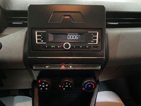 2022 Benzin Manuel Renault Clio Beyaz Gürel Tasarım Aksesuar Otomotiv San. Tic. Ltd. Şti.