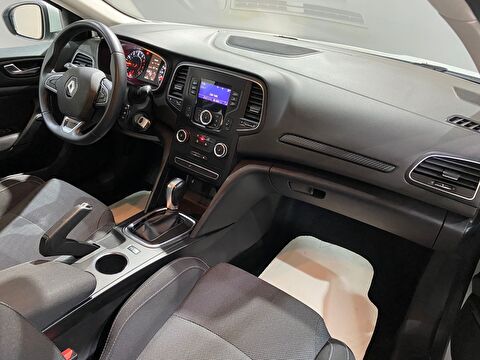 2021 Benzin Otomatik Renault Megane Beyaz Gürel Tasarım Aksesuar Otomotiv San. Tic. Ltd. Şti.