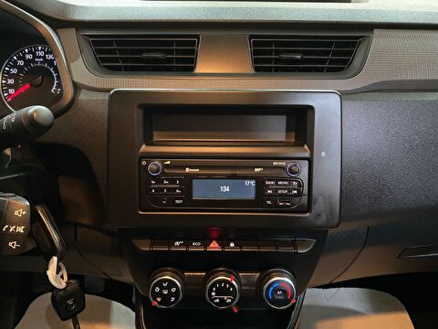 2023 Dizel Manuel Renault Express Combi Beyaz Gürel Tasarım Aksesuar Otomotiv San. Tic. Ltd. Şti.