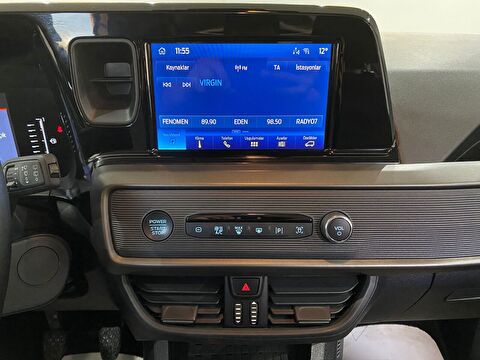 2025 Dizel Manuel Ford Tourneo Courier Yeşil Gürel Tasarım Aksesuar Otomotiv San. Tic. Ltd. Şti.