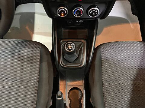 2023 Benzin Manuel Fiat Egea Mavi Gürel Tasarım Aksesuar Otomotiv San. Tic. Ltd. Şti.