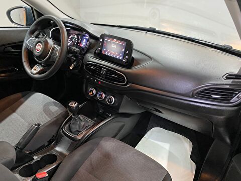 2023 Benzin Manuel Fiat Egea Mavi Gürel Tasarım Aksesuar Otomotiv San. Tic. Ltd. Şti.