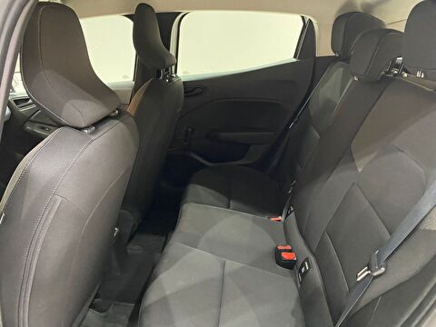 2022 Benzin Otomatik Renault Clio Beyaz Gürel Tasarım Aksesuar Otomotiv San. Tic. Ltd. Şti.