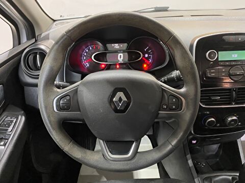TaksitliOto.Net | 2.El Renault Clio Hatchback 0.9 TCe Joy | Manuel & Benzin | Beyaz | İzmir.2el 2020 Benzin Manuel Renault Clio Beyaz Gürel Tasarım Aksesuar Otomotiv San. Tic. Ltd. Şti.