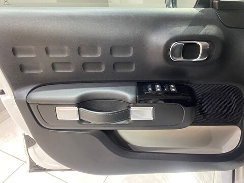 2024 Benzin Otomatik Citroen C3 Beyaz Gürel Tasarım Aksesuar Otomotiv San. Tic. Ltd. Şti.