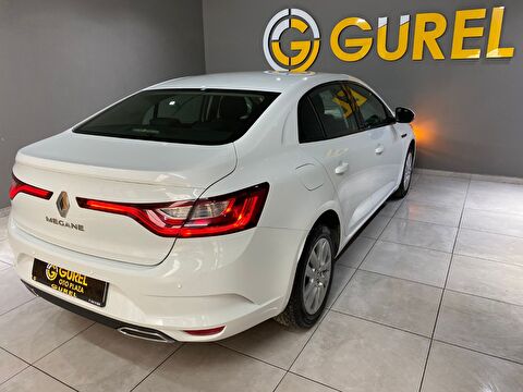 2021 Benzin Otomatik Renault Megane Beyaz Gürel Tasarım Aksesuar Otomotiv San. Tic. Ltd. Şti.