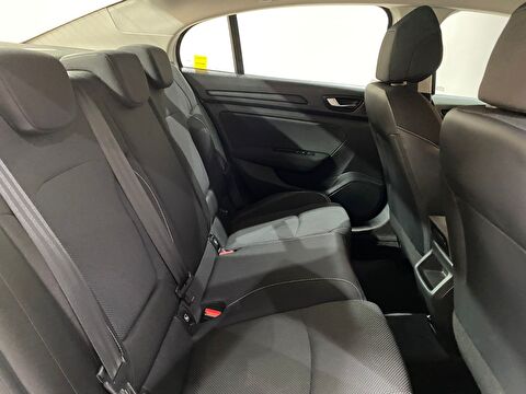 2021 Benzin Otomatik Renault Megane Beyaz Gürel Tasarım Aksesuar Otomotiv San. Tic. Ltd. Şti.
