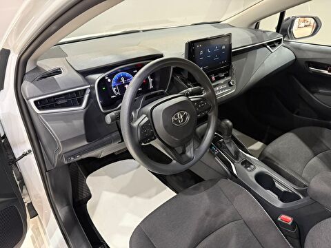 2026 Benzin Otomatik Toyota Corolla Beyaz Gürel Tasarım Aksesuar Otomotiv San. Tic. Ltd. Şti.